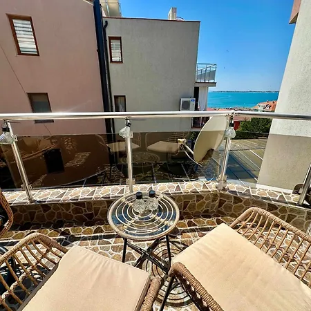 Comfortable 2 Bedroom In Sirena By Menada 公寓 *