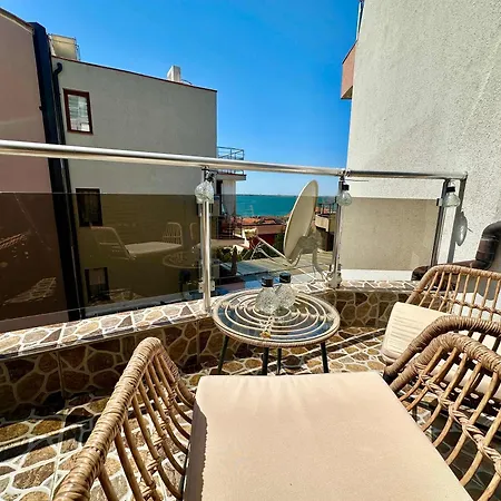Comfortable 2 Bedroom In Sirena By Menada Apartmán Sveti Vlas