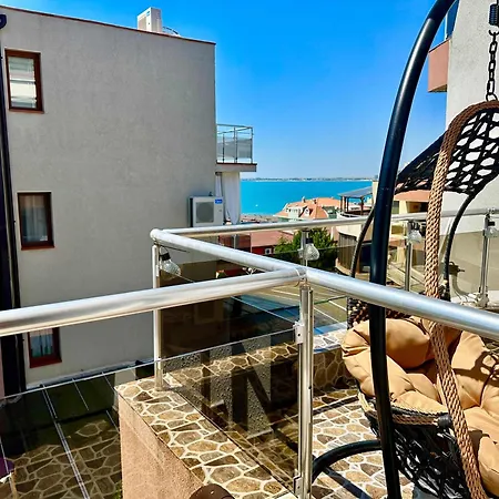Comfortable 2 Bedroom In Sirena By Menada Apartmán *